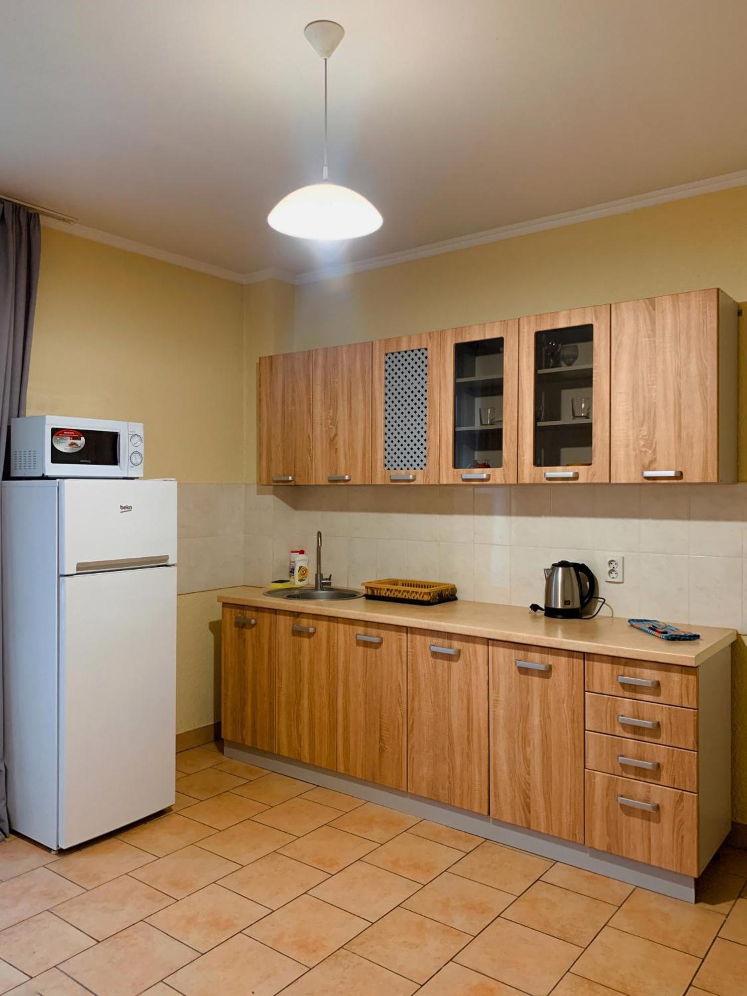 Apartments Domovik Parkaniya, 2A Moekatsjeve Buitenkant foto